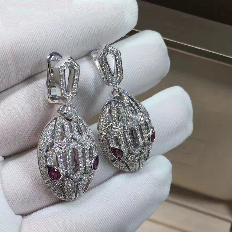 bulgari-serpenti-18-kt-white-gold-earrings-set-with-pave-diamonds-and-rubellite-eyes-5-768x768_17979c47-ddde-4351-b93d-9bfe6167d88a.jpg