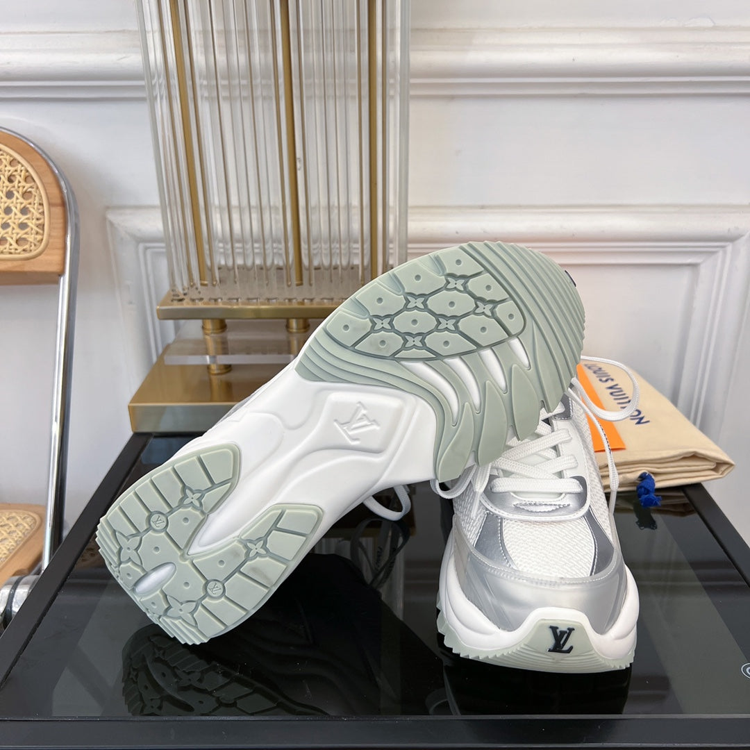 LV RUN 55 SNEAKER WHITE