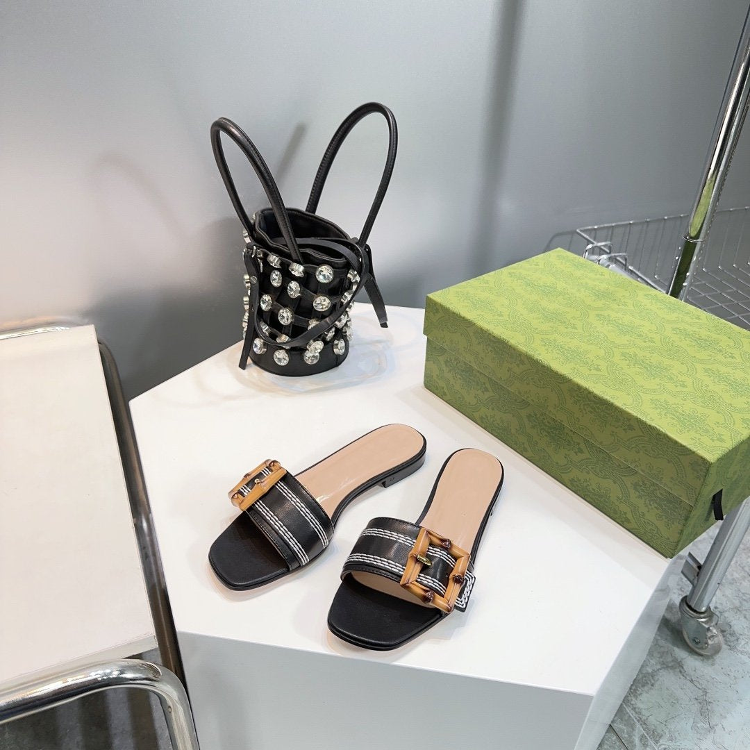 GG BAMBOO BUCKLE FLAT SANDALS BLACK