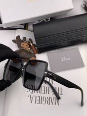 MONTAIGNE SQUARE SUNGLASS CD4780 IN ACETATE
