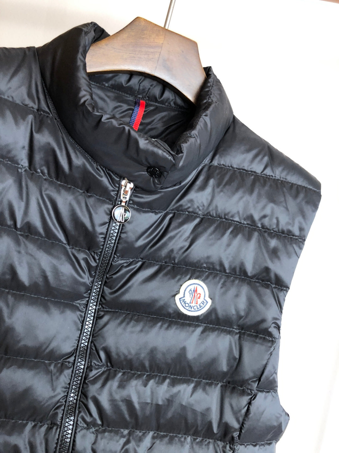 MONCLER 25S PUFFER VEST 418