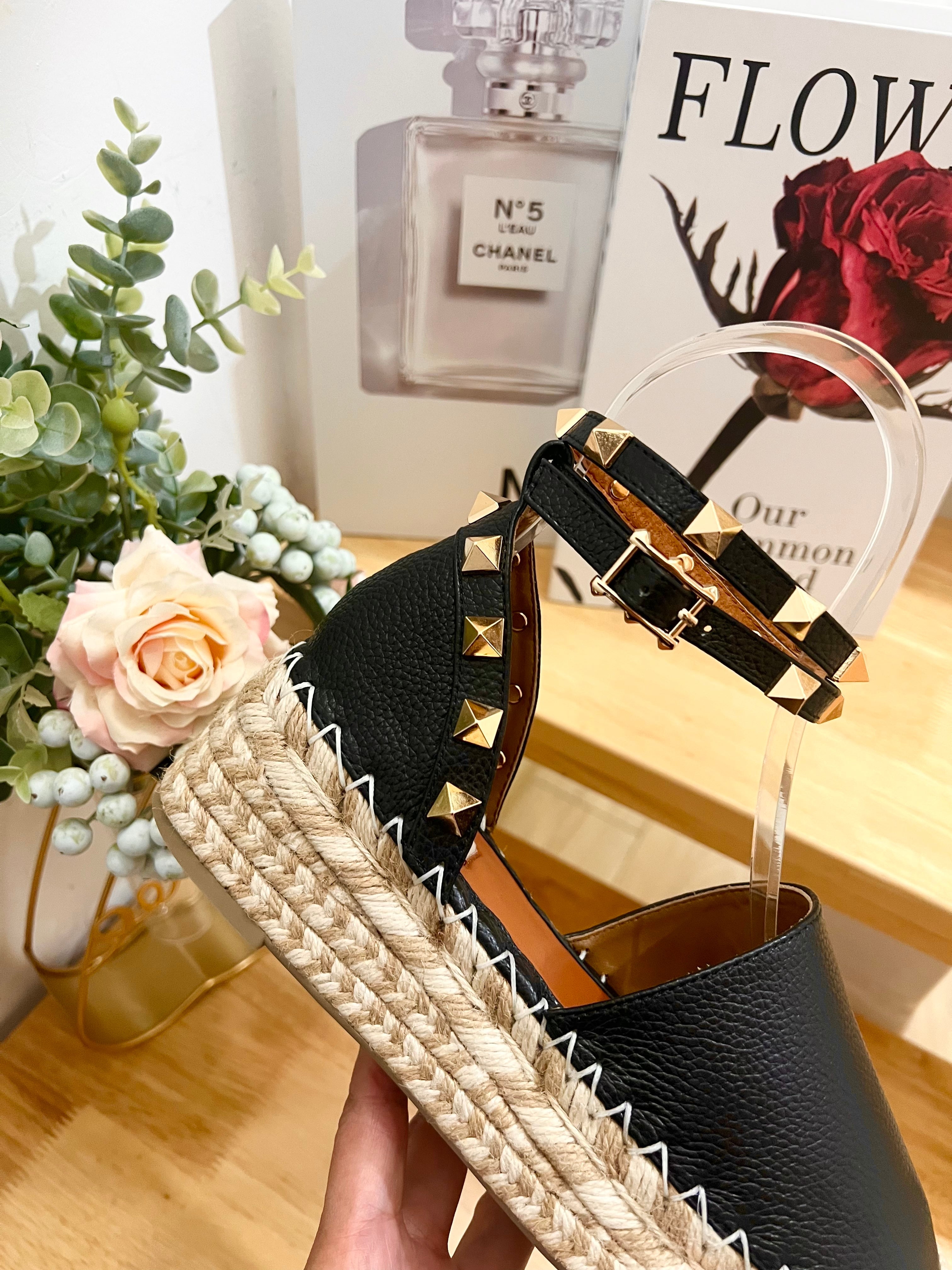 BLACK LEATHER ROCKSTUD ESPADRILLES ANKLE STRAP FLATS