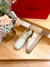FLAT ESPADRILLE IN WHITE CALFSKIN 2 CM WITH STUDS