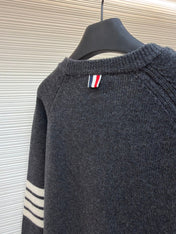 THOM 26S SWEATER 697355