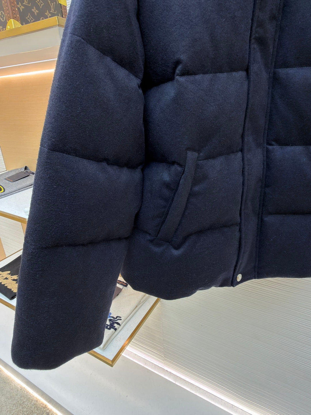 LP 26S DOWN JACKET 592