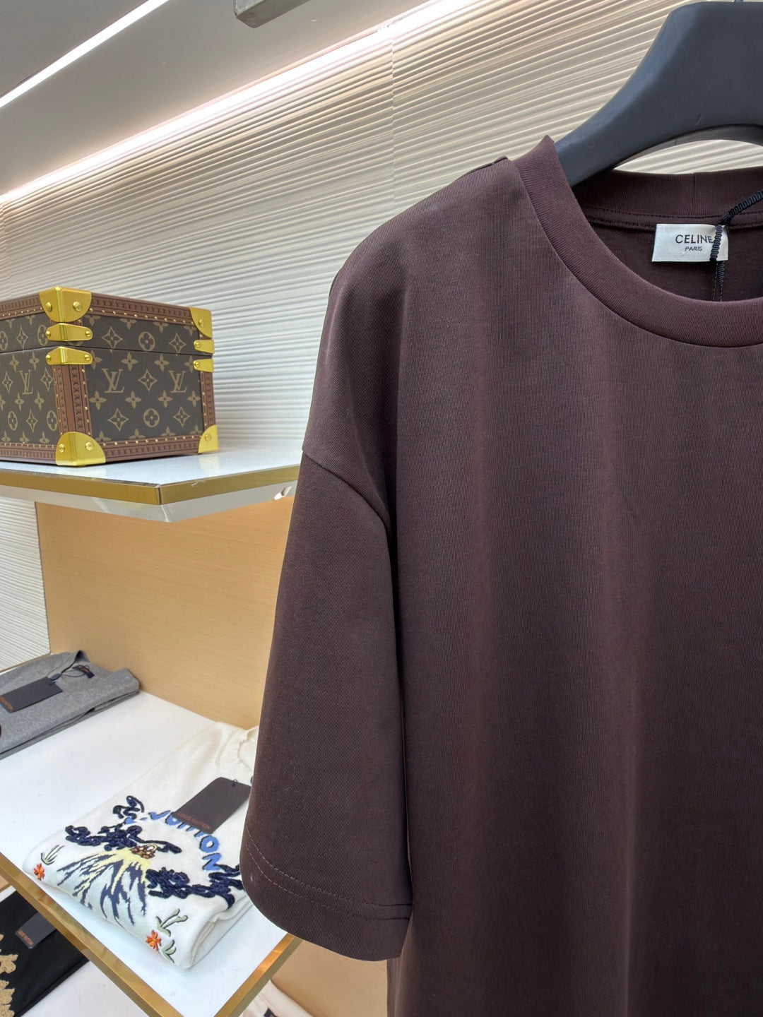 CELINE 26S T-SHIRT 810764