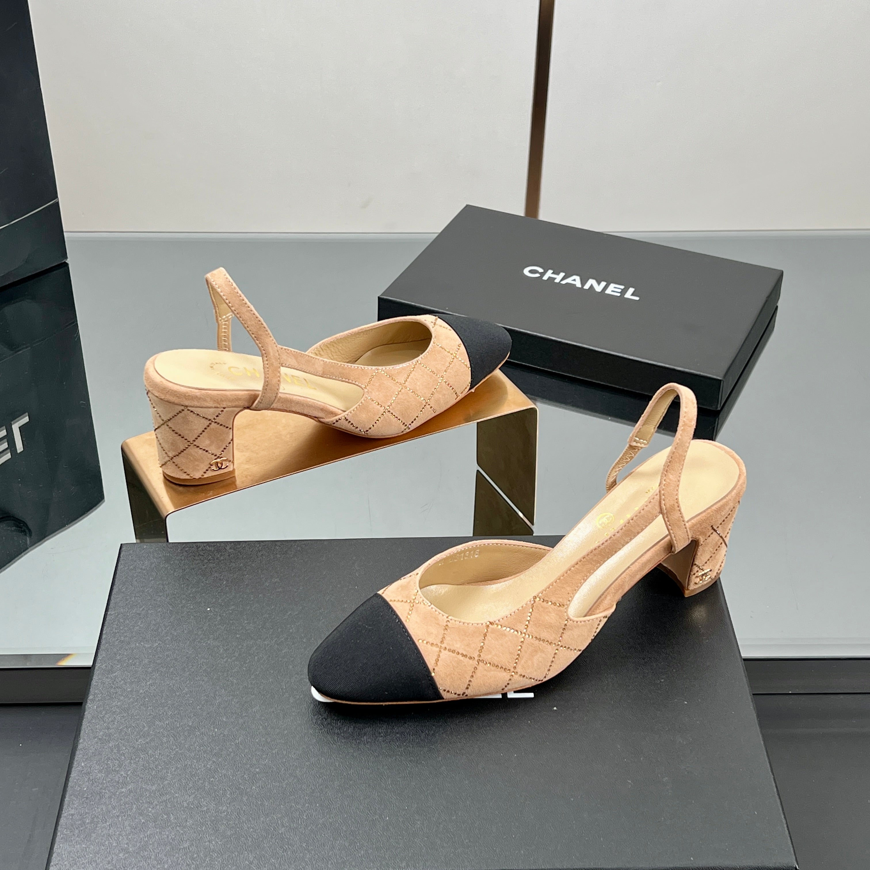 CC SLINGBACK 25S 65 MM IN BEIGE SUEDE AND CRYSTALS