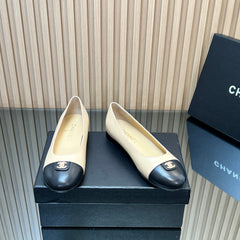 CHANEL 25S BALLET FLATS IN BEIGE AND BLACK LAMBSKIN GOLD HARDWRE