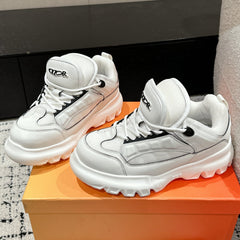 SNEAKER IN WHITE CALFSKIN AND BREATHABLE MESH 175310