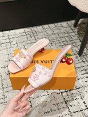 LV CHERRY HIGH HEELS 25S 55 MM IN LIGHT PINK CALFSKIN STYLE 1