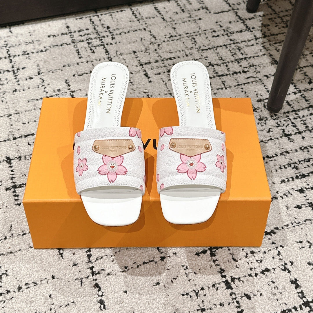 LV CHERRY HIGH HEELS 25S 55 MM IN WHITE CALFSKIN STYLE 3