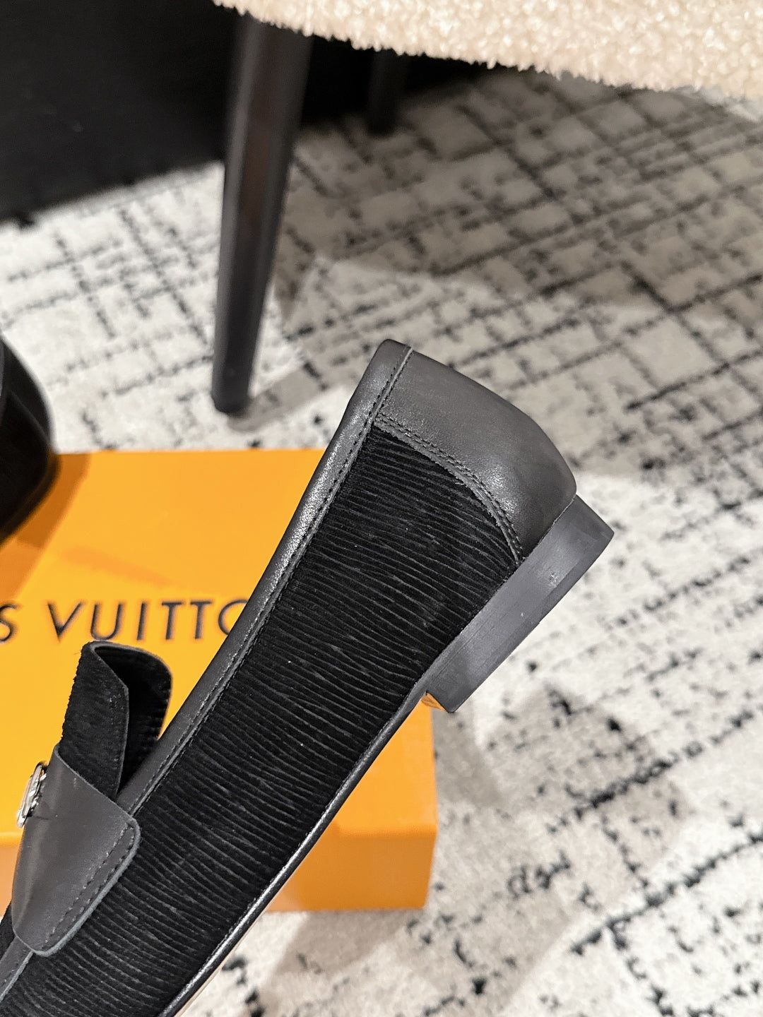 LV LOAFER 25S IN BLACK SUEDE AND CALFSKIN