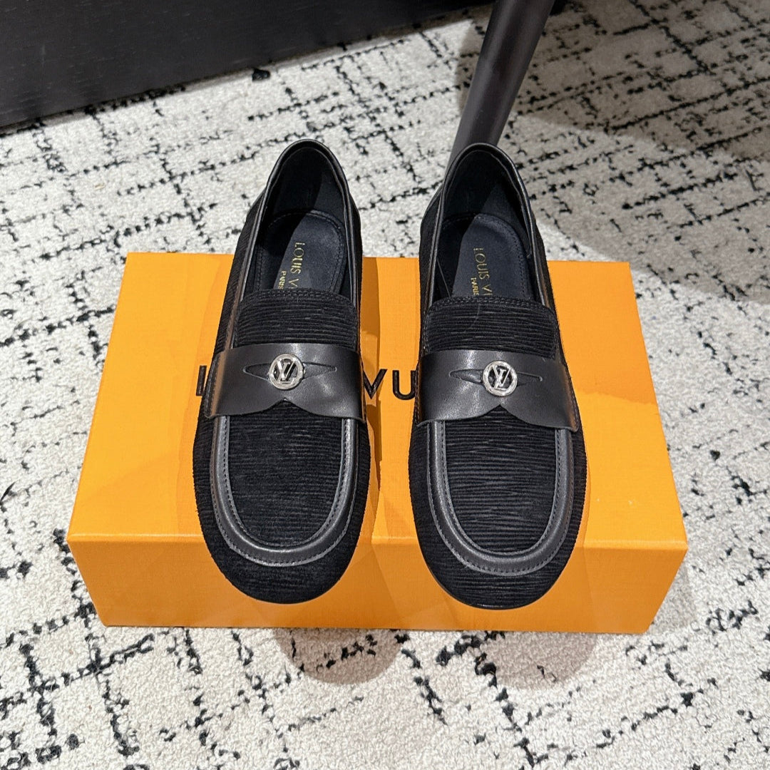 LV LOAFER 25S IN BLACK SUEDE AND CALFSKIN
