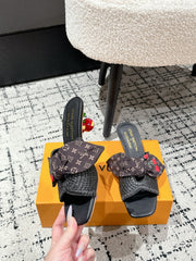 LV CHERRY HIGH HEELS 25S IN BLACK RAFFIA WITH BOW STYLE 14