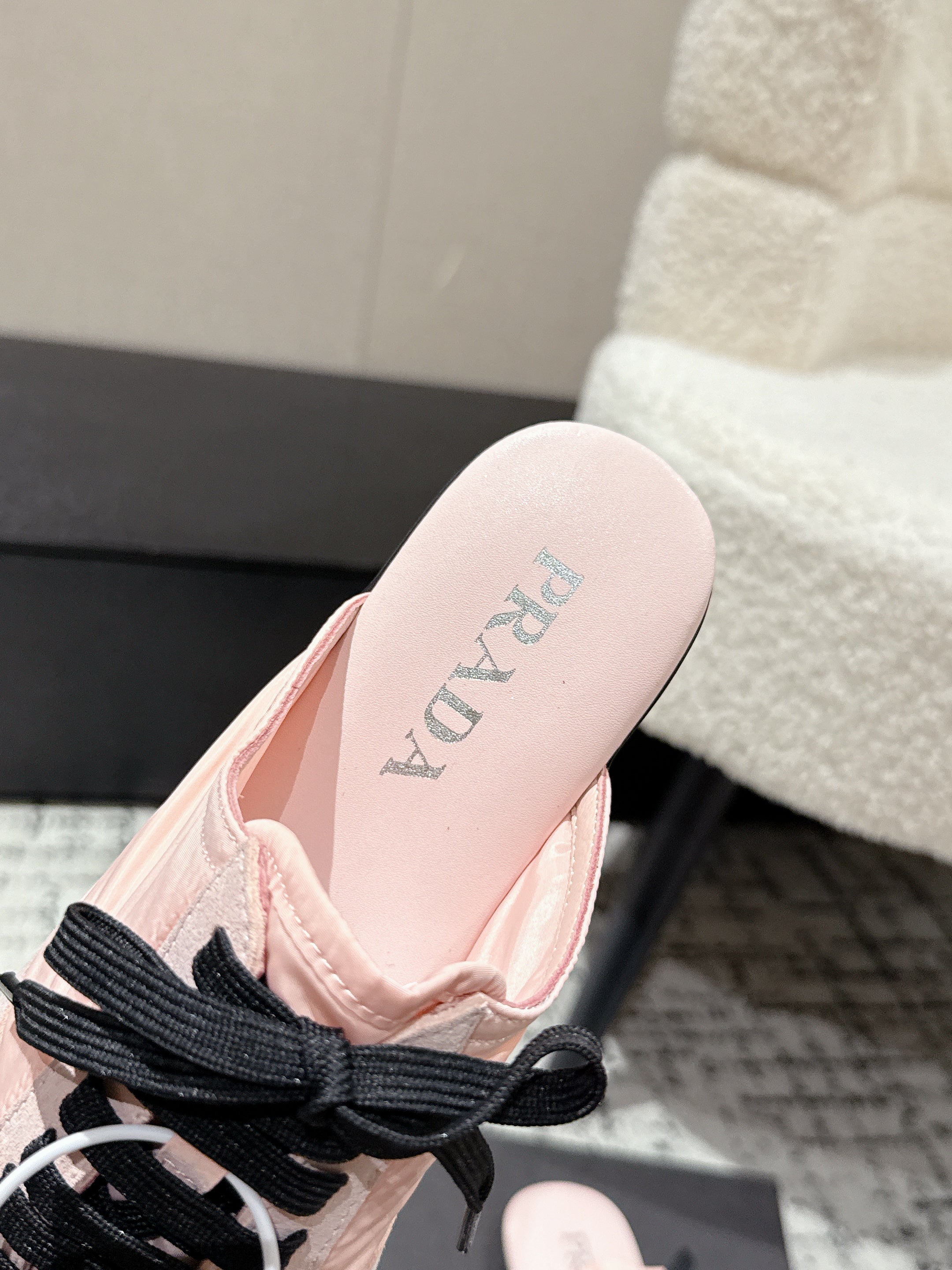 PRADA 25S DEXUN MULE IN LIGHT PINK SUEDE LEATHER