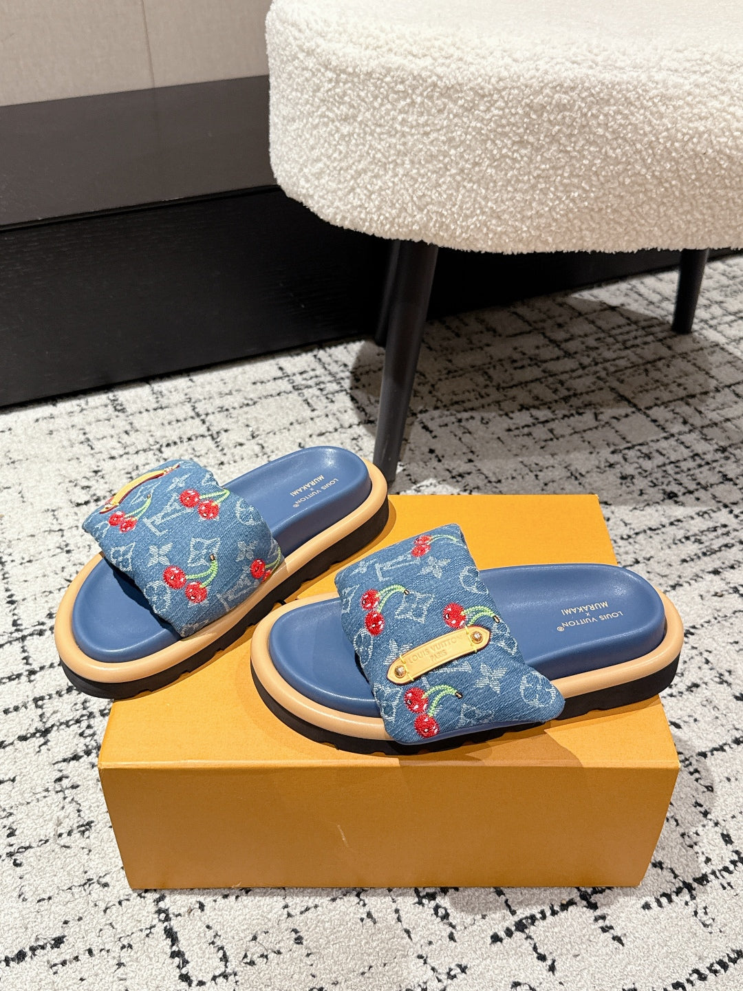 LV MIAMI-STYLE SANDALS 25S IN BLUE DENIM AND CALFSKIN
