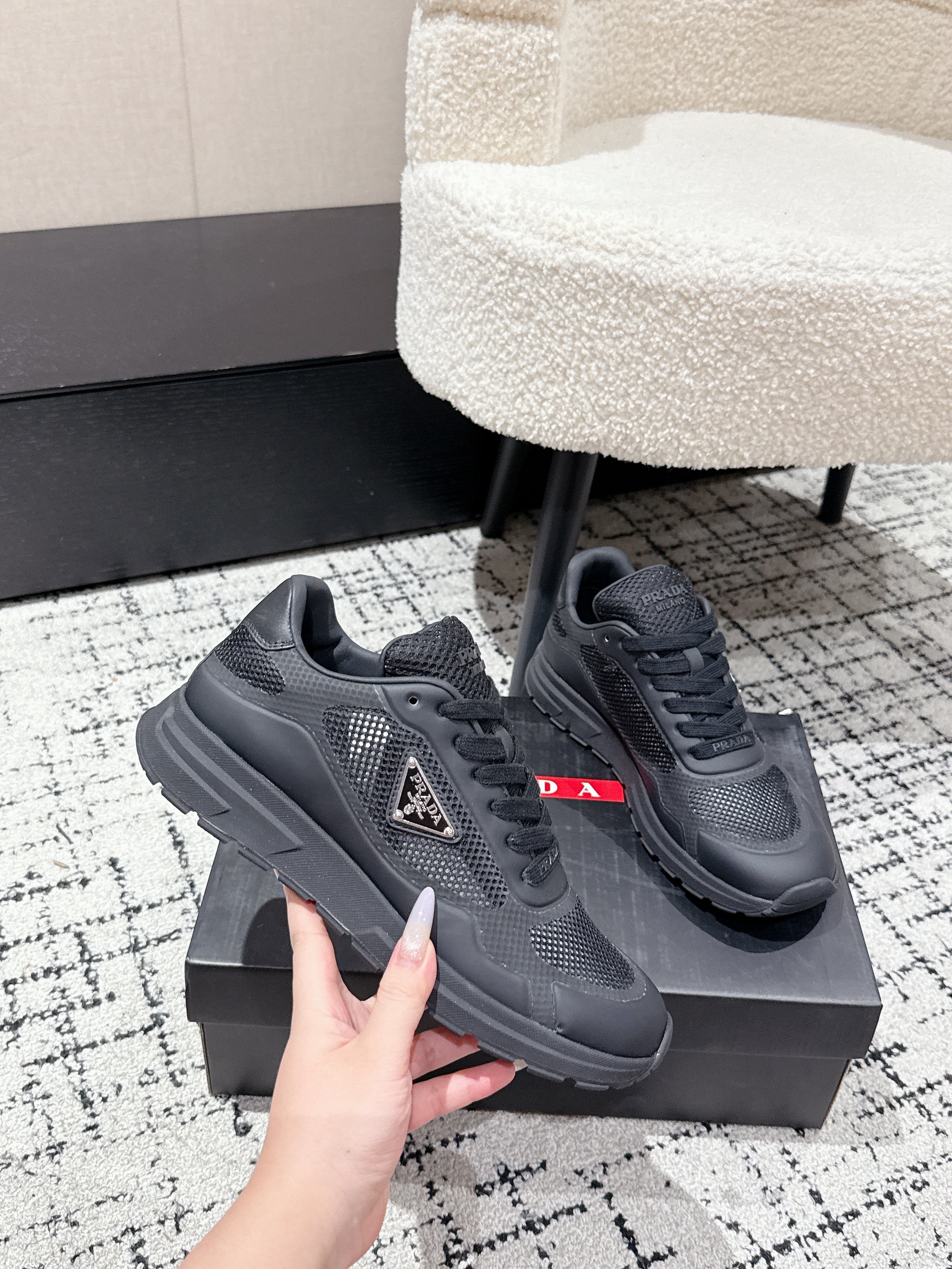 PRADA 25S MEN SNEAKERS IN BLACK CANVAS