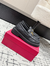 VLTN LOAFER 25S IN MATTE BLACK LEATHER WITH GOLD HARDWARE