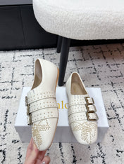 CHLOÉ 26S FLAT SHOES IN WHITE CALFSKIN WITH METAL STUDS