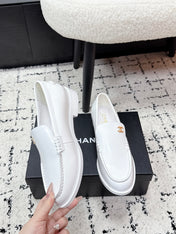 CHANEL 26S LOAFERS IN WHITE SMOOTH CALFSKIN WITH CC LOGO