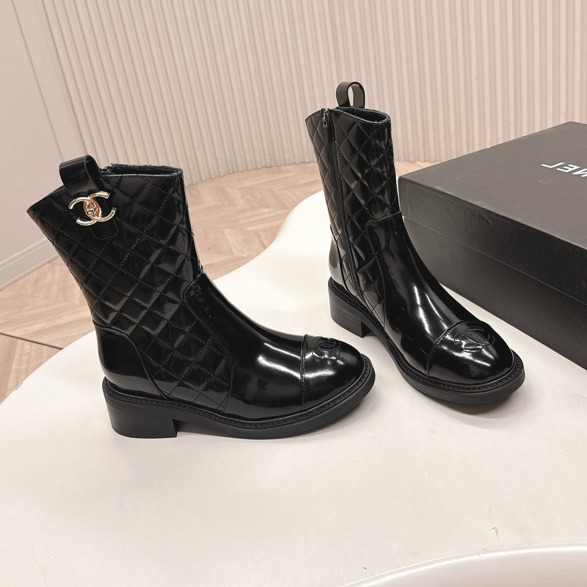 CHANEL ANKLE BOOTS 25S IN BLACK GLOSSY LAMBSKIN WITH GOLD HARDWARE