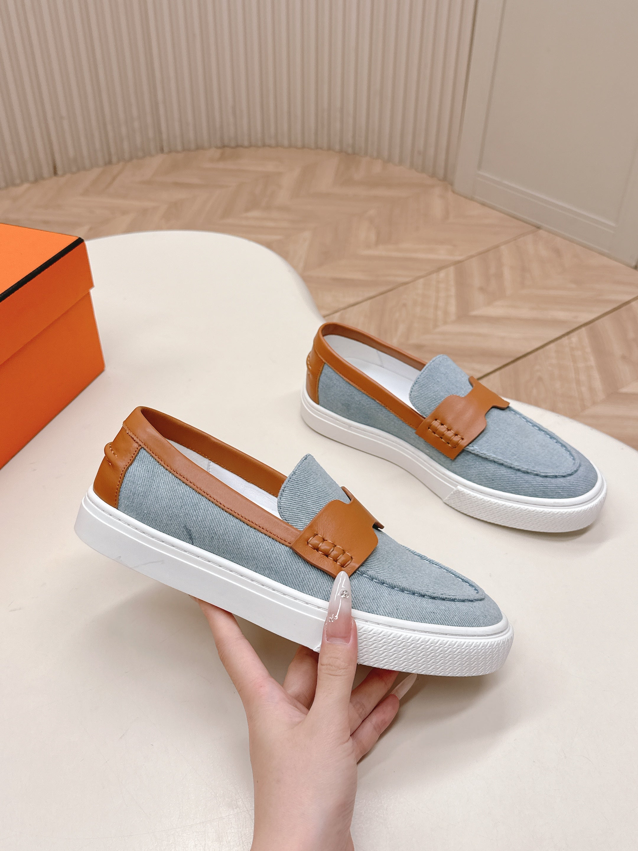 HM 25S SLIP-ON IN BLUE DENIM AND BROWN LAMBSKIN