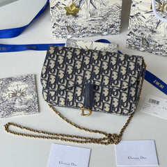 DIOR 25S MEDIUM SADDLE POUCH WITH CHAIN 21 IN BLUE DIOR OBLIQUE JACQUARD CANVAS
