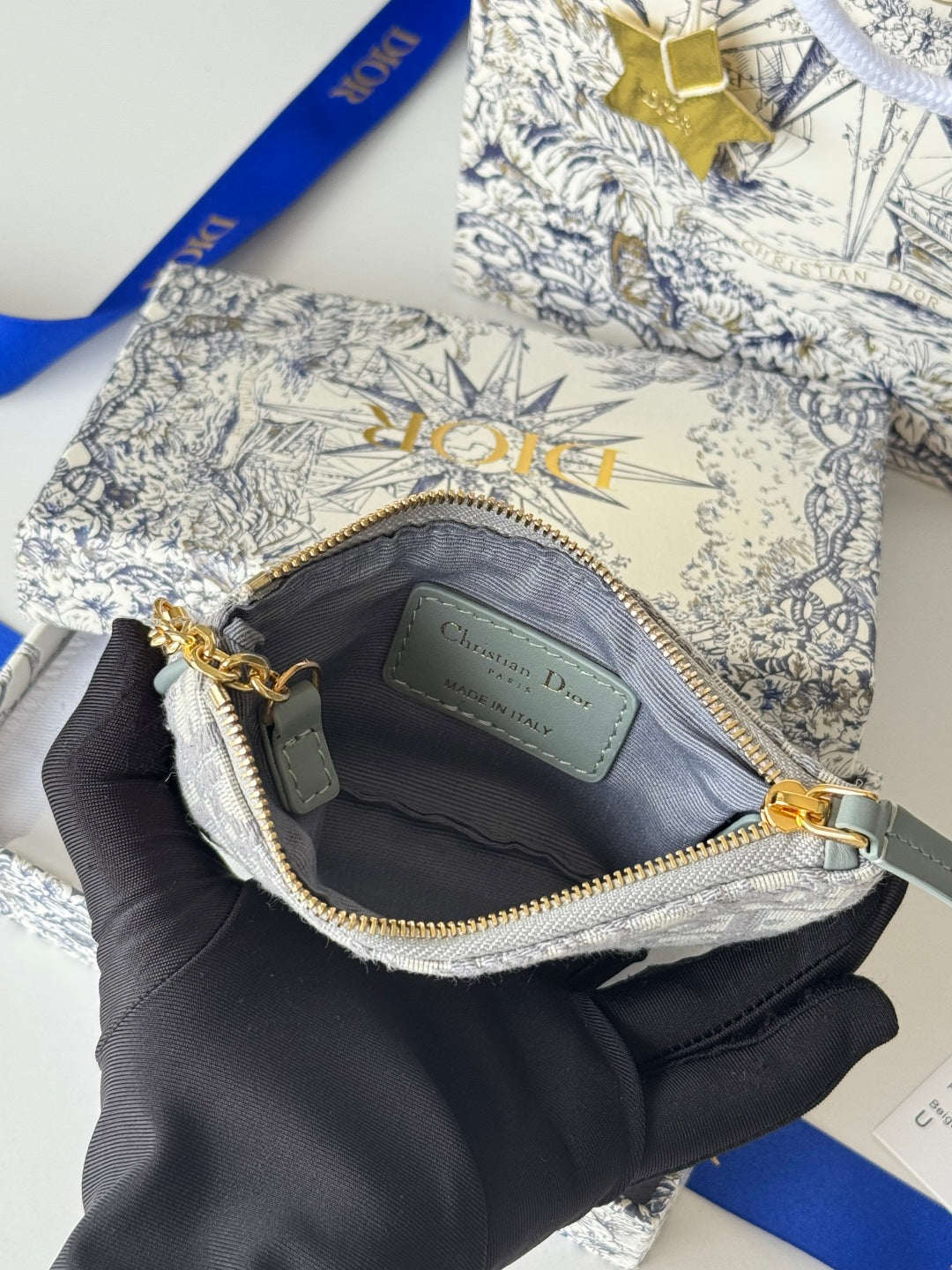 DIOR 25S TRAVEL MYRTE ZIPPED KEY CASE 14 IN GRAY DIOR OBLIQUE JACQUARD CANVAS