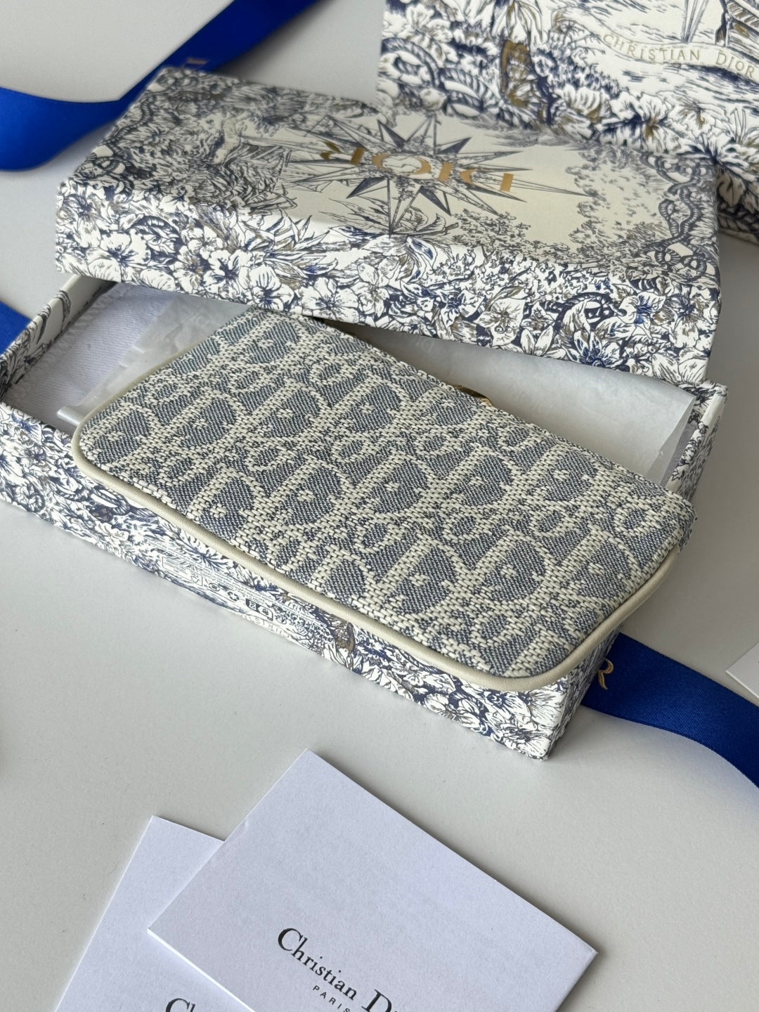 DIOR 25S TRAVEL MYRTE ZIPPED KEY CASE 14 IN BLUE DIOR OBLIQUE JACQUARD CANVAS