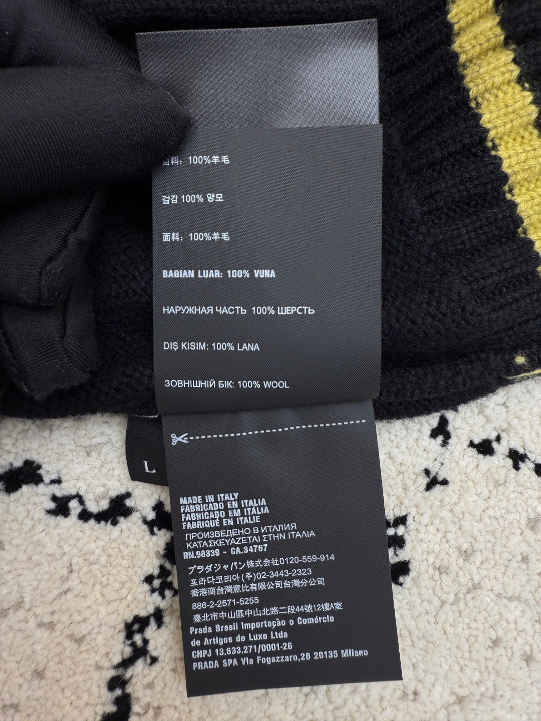 PRADA 25S CARDIGAN 541