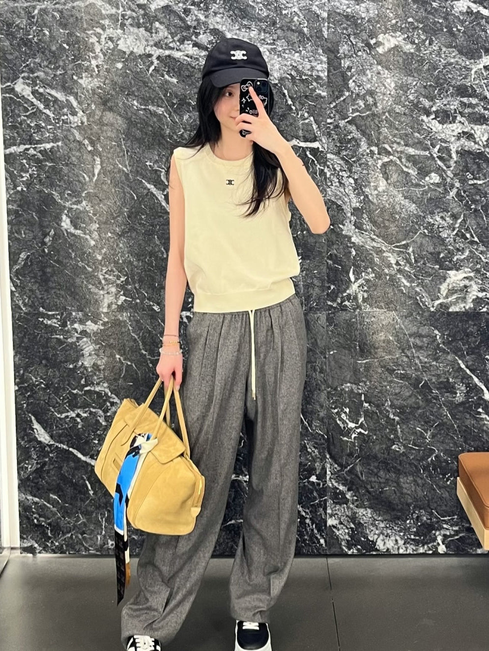 CELINE 26S SLEEVELESS TOP 811159