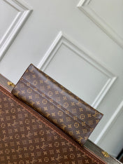 ONTHEGO ORGANIZER 37 IN BROWN COATED CANVAS AND CALFSKIN