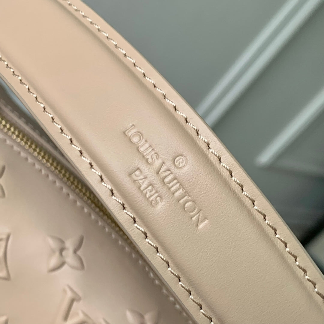 SIDE TRUNK 19 IN BEIGE MONOGRAM BOLD CALFSKIN GOLD HARDWARE