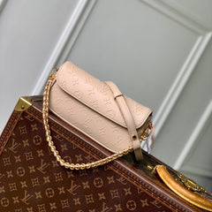 WALLET ON CHAIN IVY 23 IN BEIGE MONOGRAM REVERSE CANVAS EMBOSSED LOGO