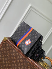 RIO TOILET POUCH 25 IN BLACK CANVAS MONOGRAM SILVER LOCK