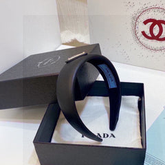 THICK HEADBAND IN BLACK CALFSKIN 730963