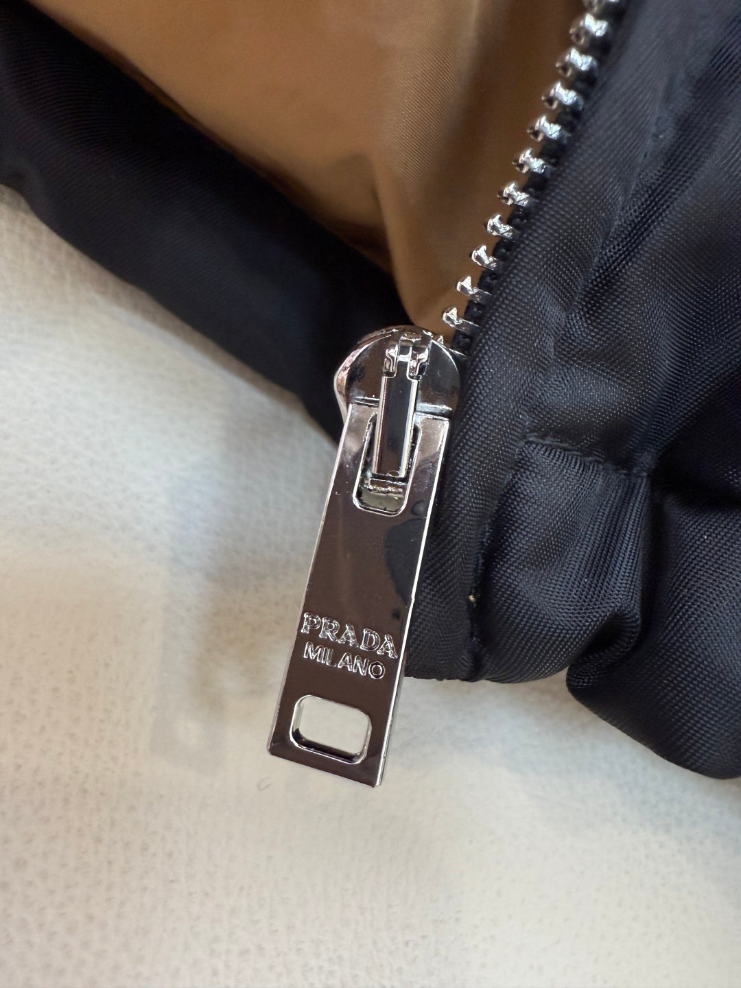 PRADA PUFFER JACKET STYLE 62