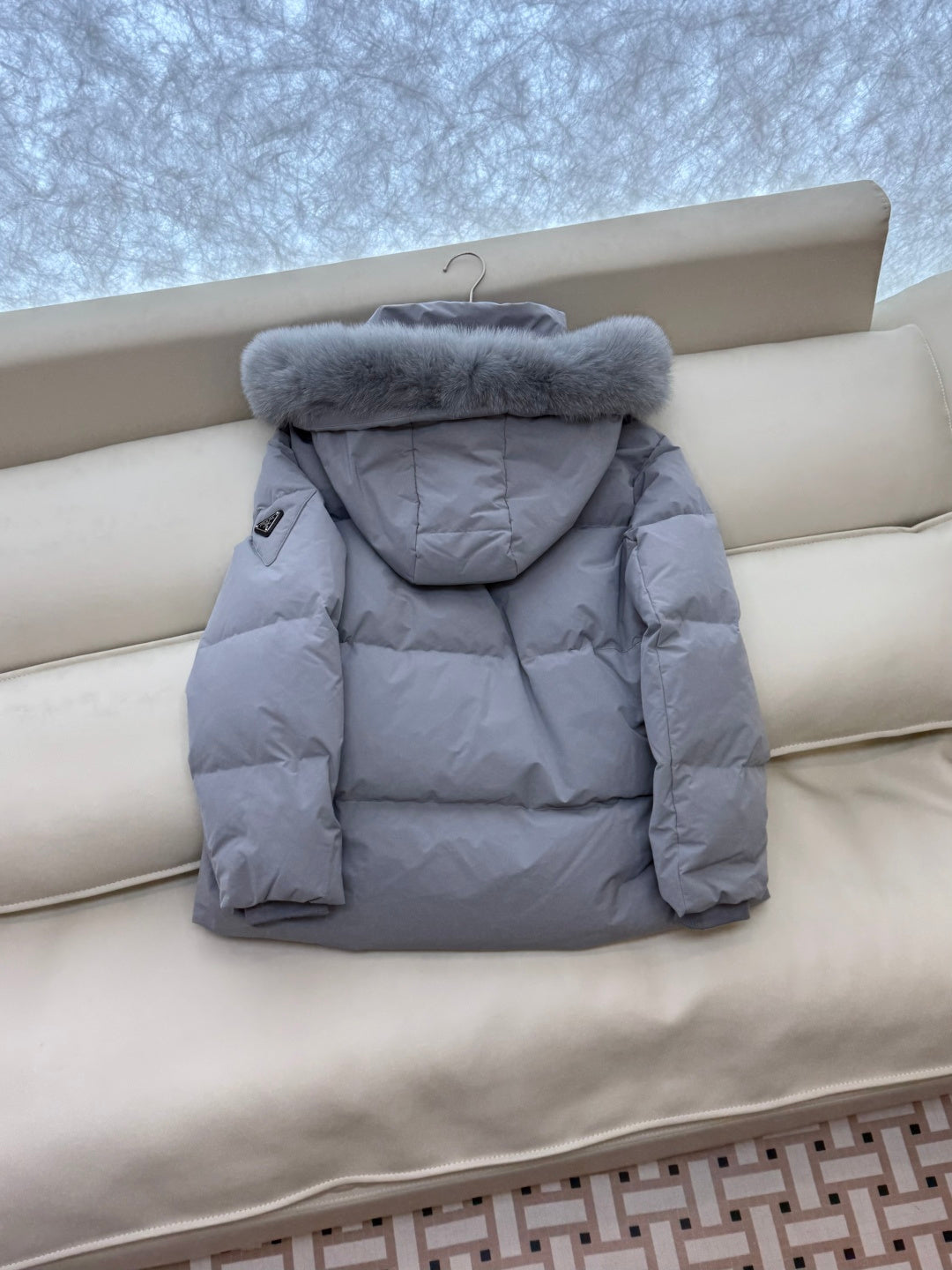 PRADA 25S DOWN JACKET 398