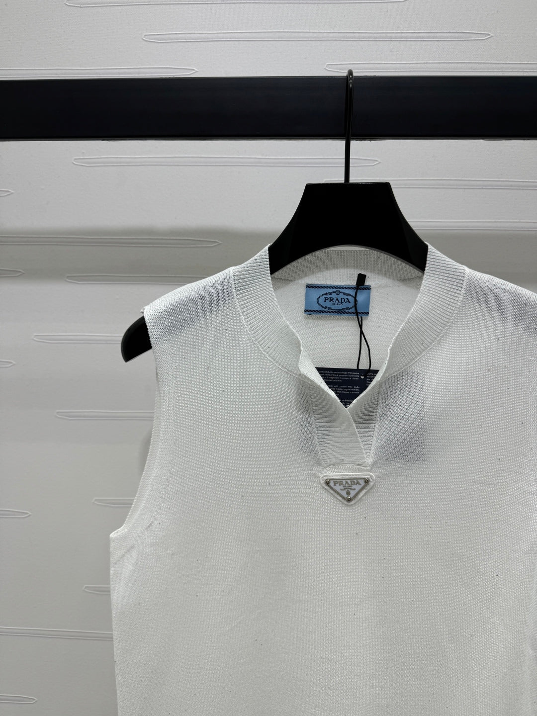 PRADA SEQUIN-EMBELLISHED V-NECK KNIT TANK BLAZER 274810