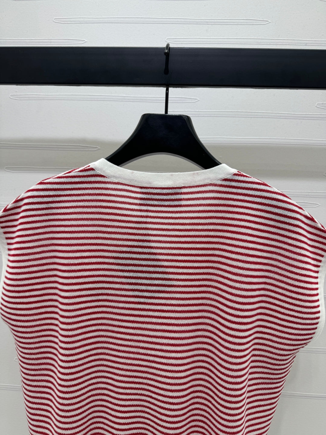 PRAD 25S STRIPED V-NECK KNITTED VEST 264127