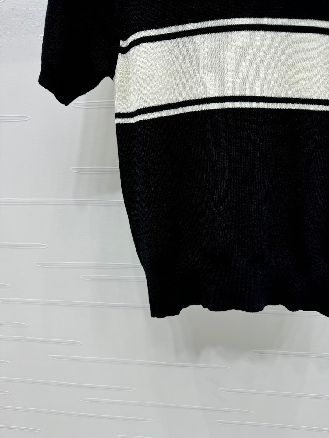 PRADA SHORT-SLEEVE CREW NECK SWEATER 269413