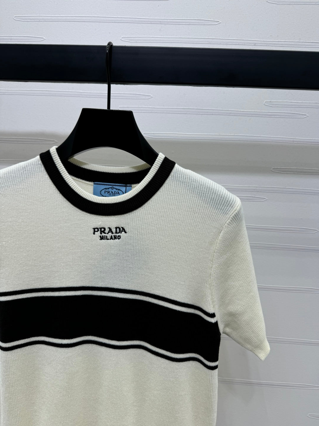PRADA SHORT-SLEEVE CREW NECK SWEATER 269414