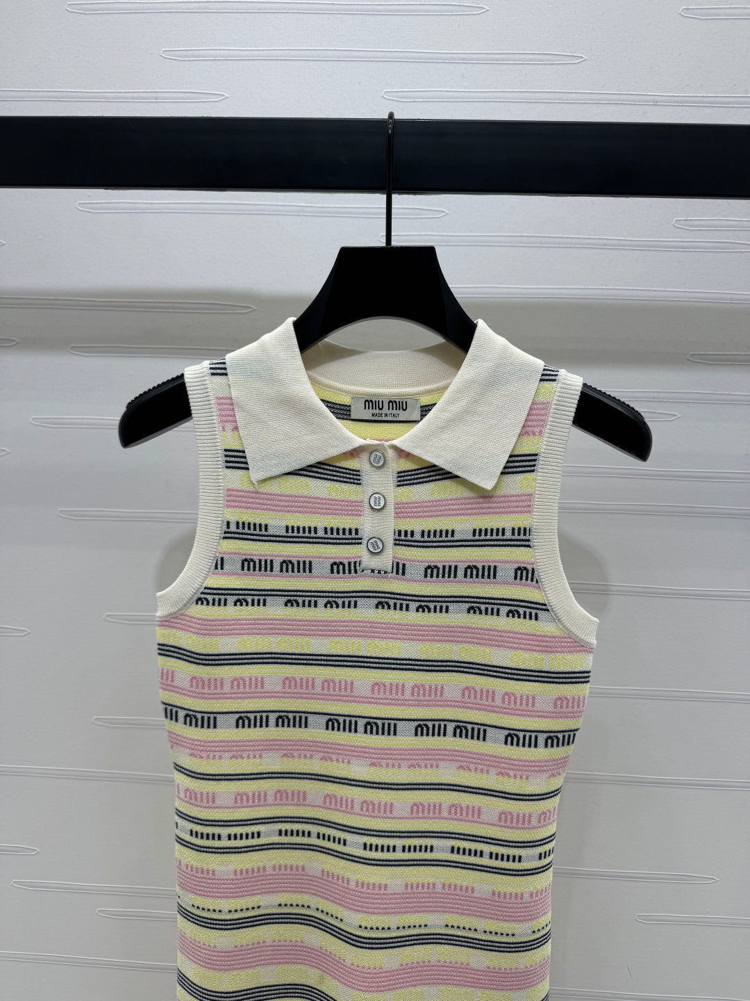 MIUMIU SLEEVELESS DRESS WITH COLLAR 274940