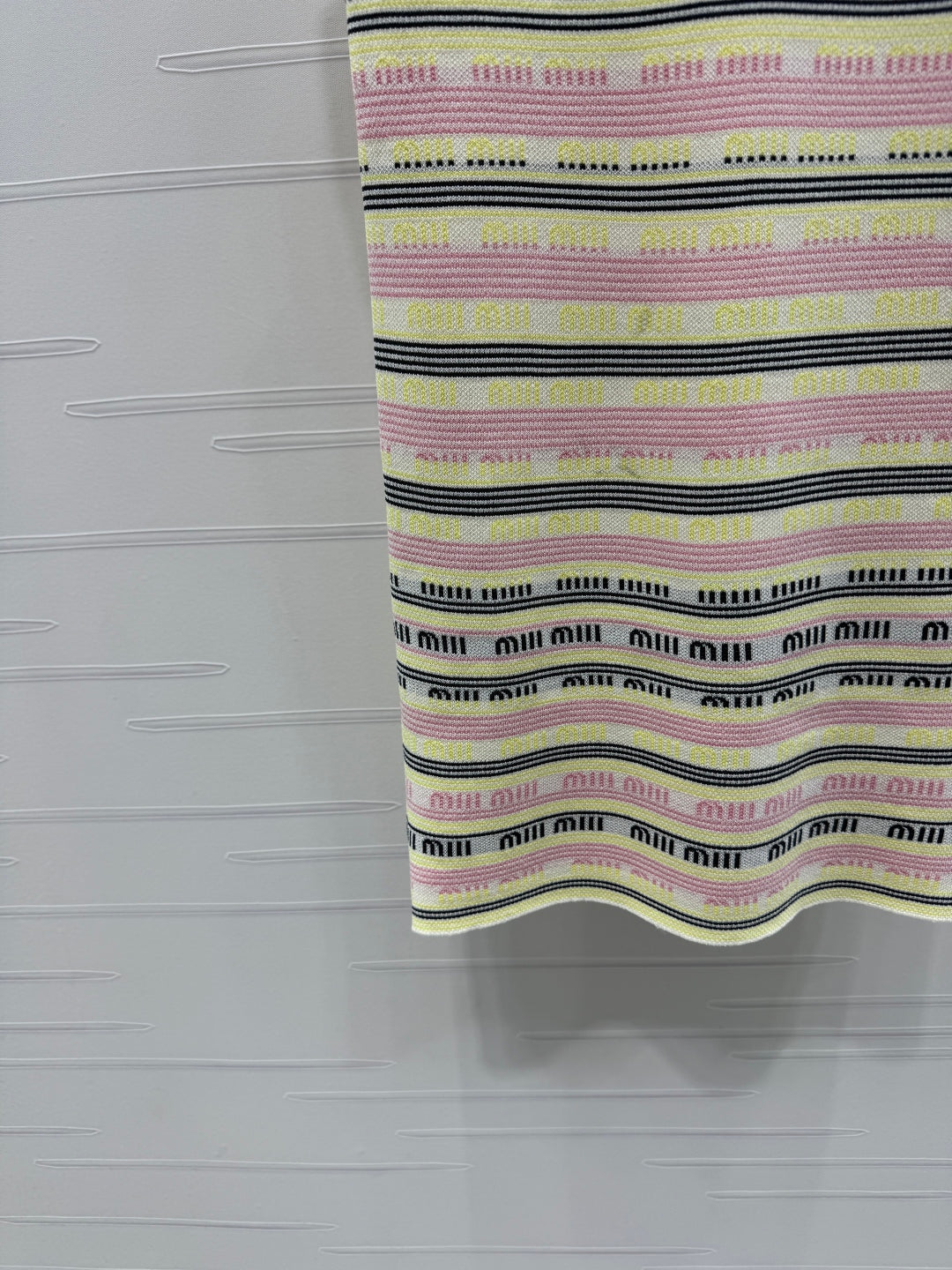 MIUMIU SLEEVELESS DRESS WITH COLLAR 274940