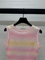 CHANEL KNITTED BUTTONED SLEEVELESS VEST 274921