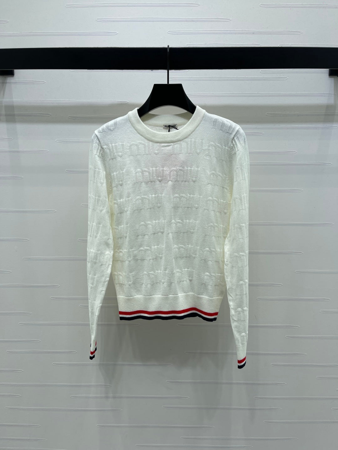 MIUMIU KNITTED SWEATER STYLE 466