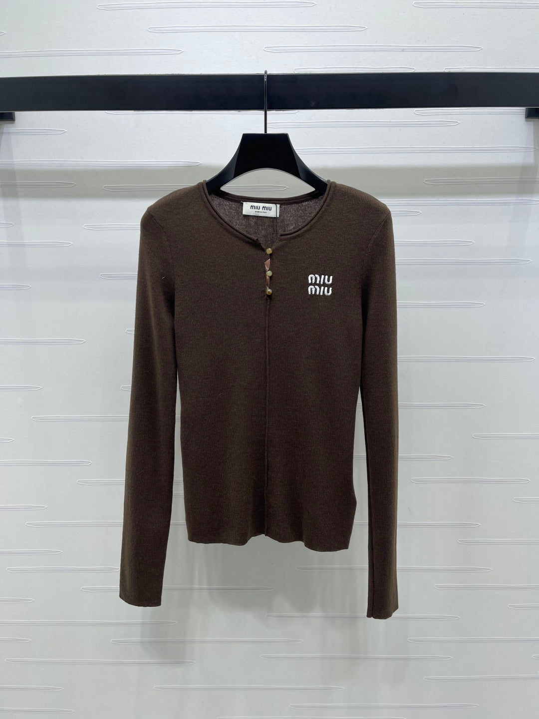 MIUMIU KNITTED LONG SLEEVE TOP STYLE 483