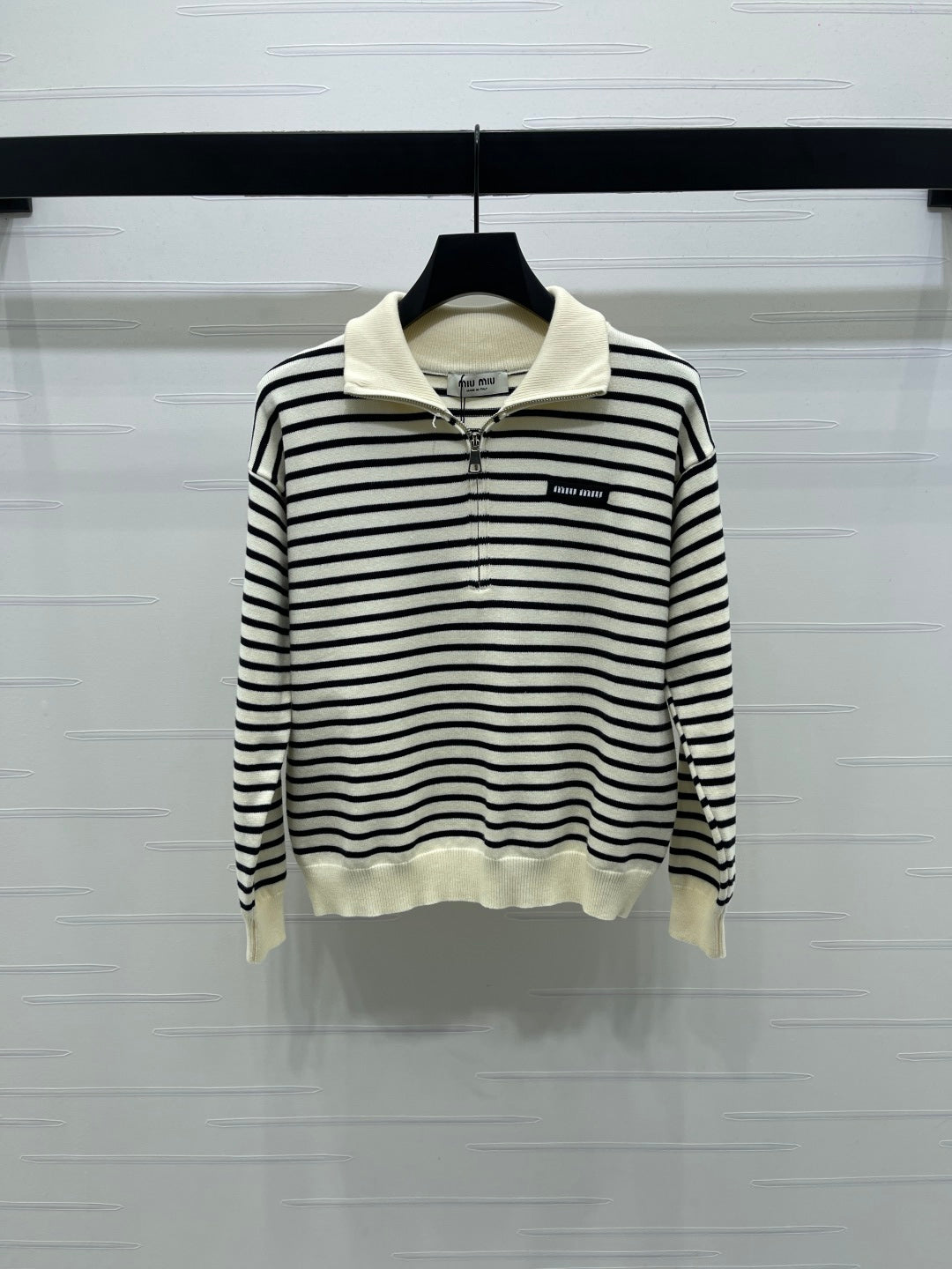 MIUMIU POLO KNIT SWEATER STYLE 487