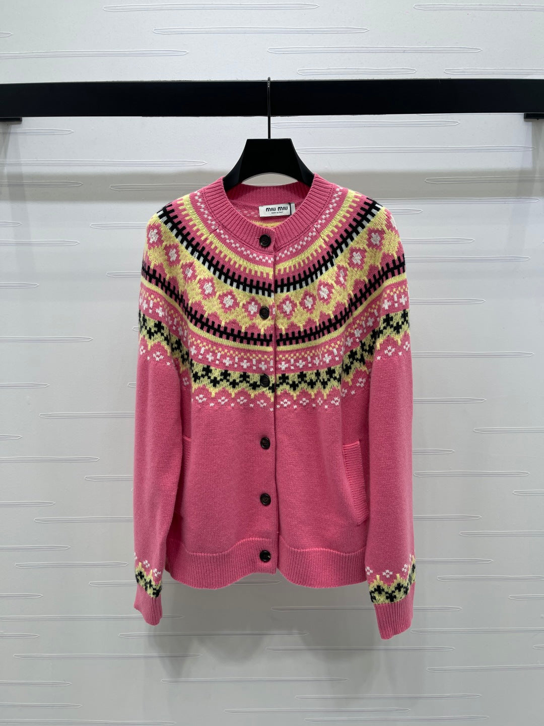 MIUMIU CARDIGAN STYLE 529