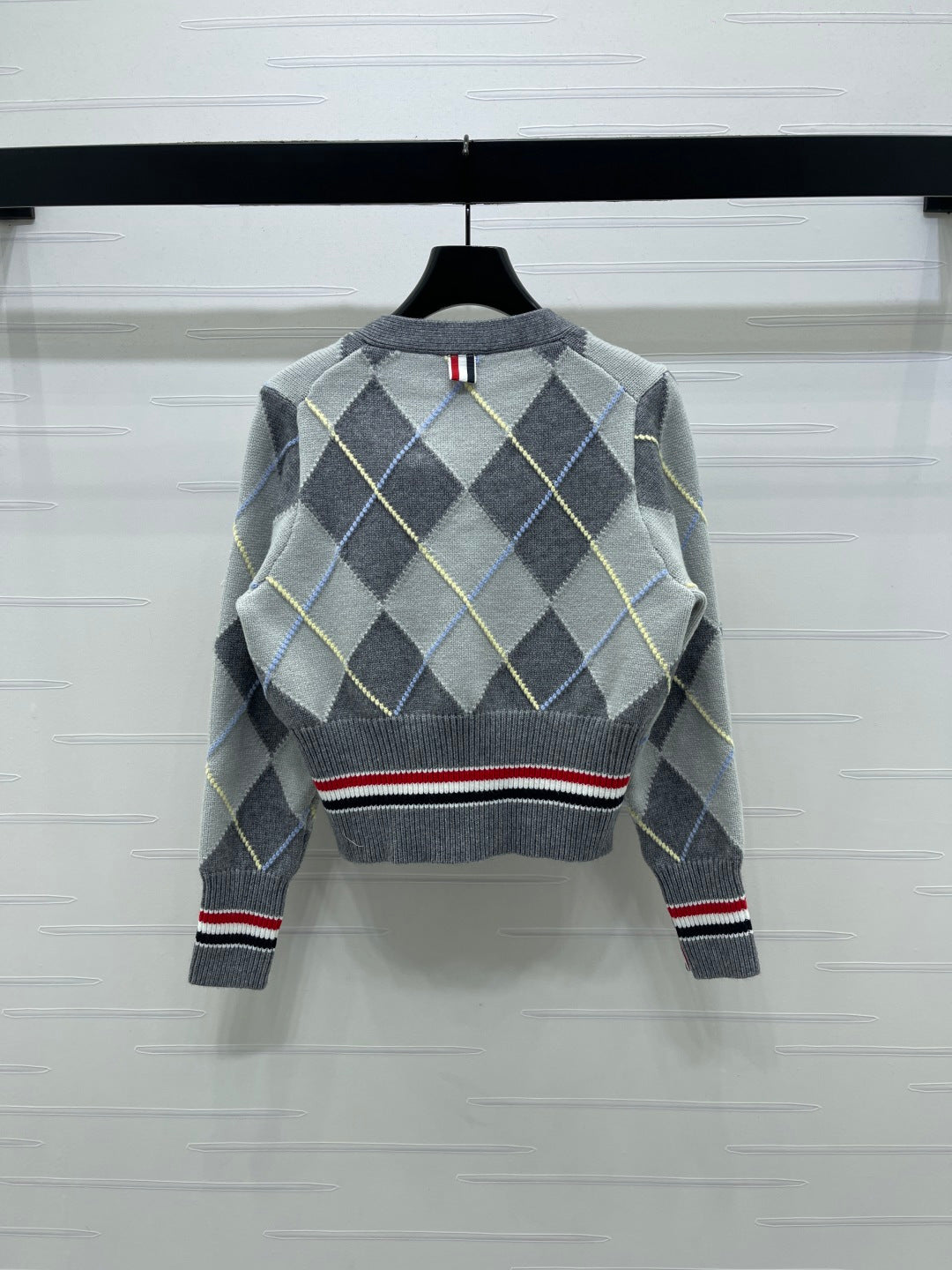 THOM 26S CARDIGAN STYLE 64